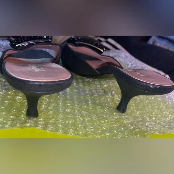 VINTAGE PRADA RAFFIA BEADED BUCKLE KITTEN HEELS - Picture 6 of 9